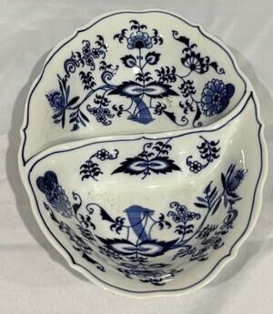 Vintage Blue Danube Blue Onion Pattern Divided Oval Serving Bowl 11”